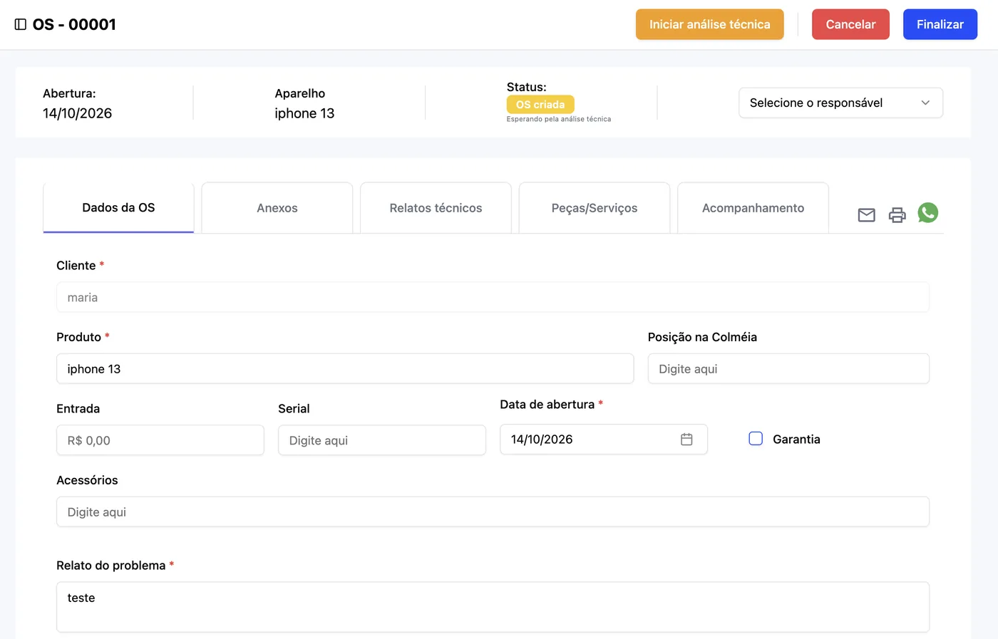 Detalhe de uma ordem de serviço na Moblyfix, com cliente, produto, entrada, serial e relato do problema